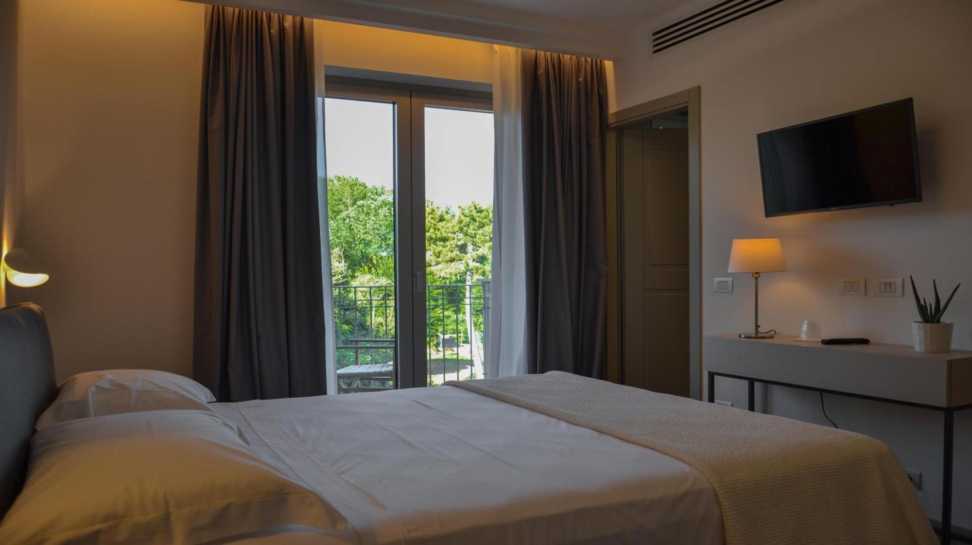 Hotel Villa Elsa Марина-ди-Масса Номер фото