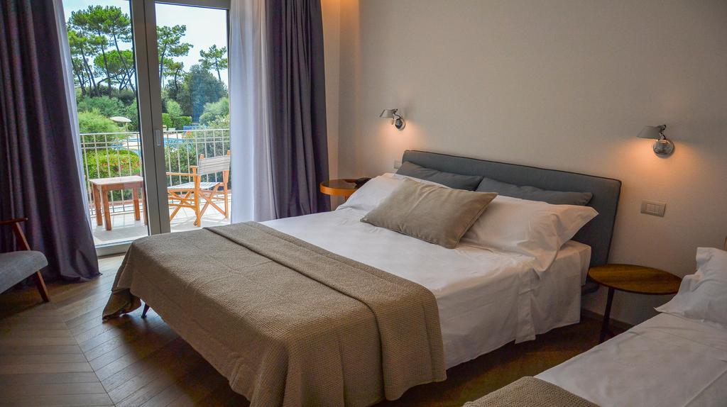 Hotel Villa Elsa Марина-ди-Масса Экстерьер фото