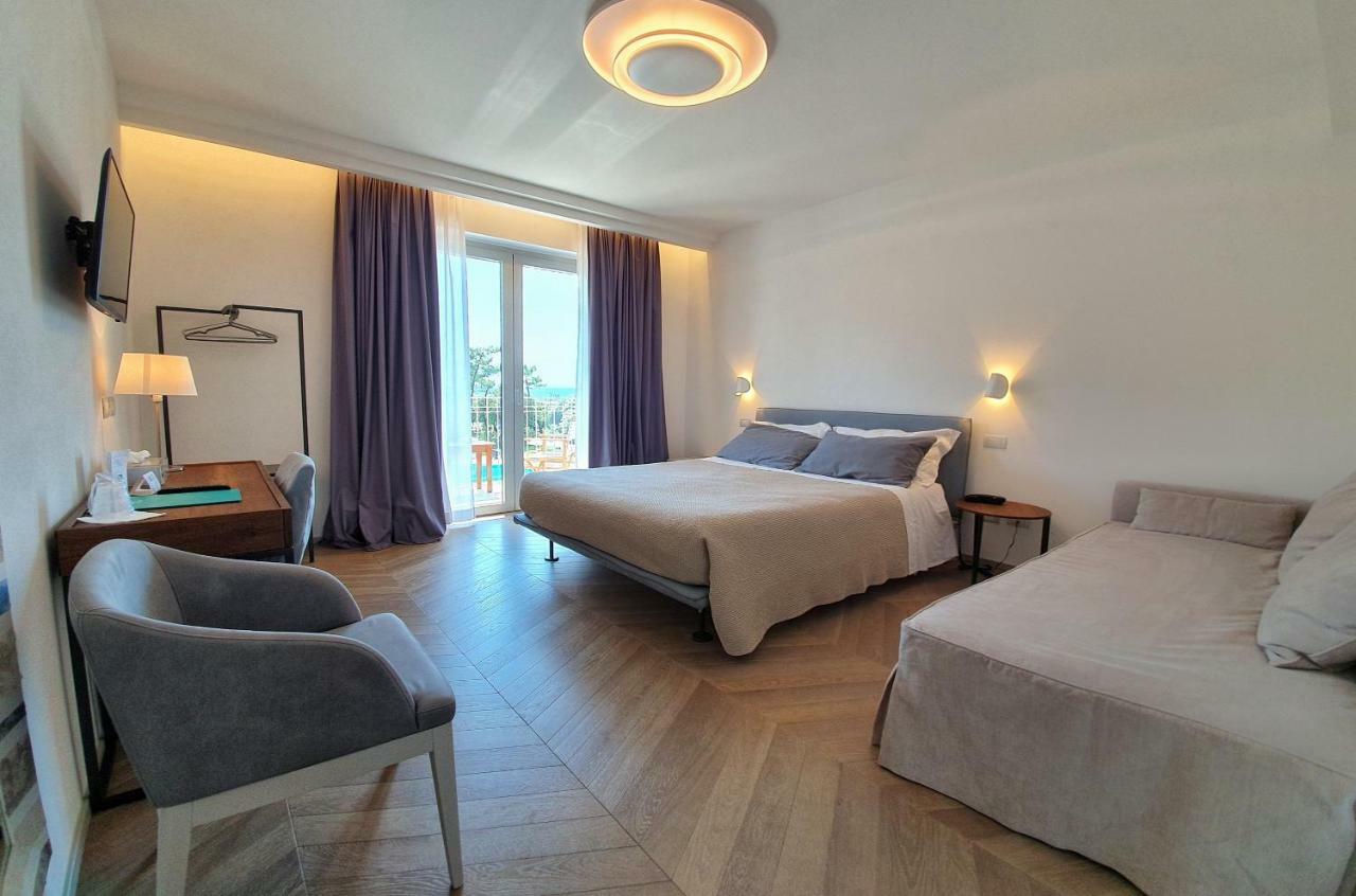 Hotel Villa Elsa Марина-ди-Масса Экстерьер фото